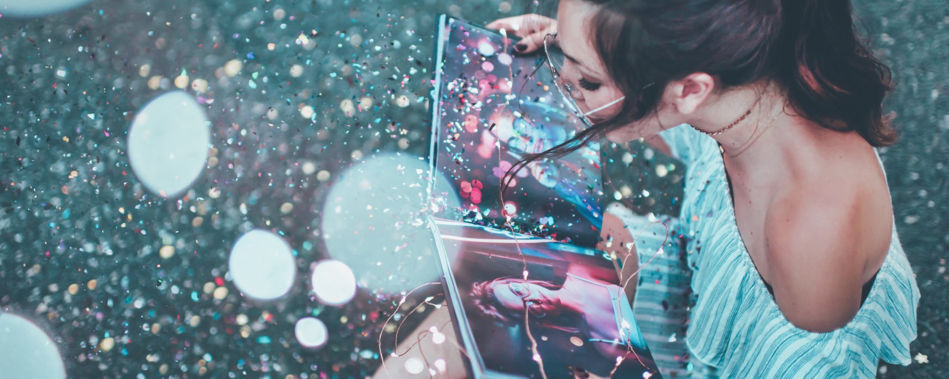 heyhellohigh-science-says-weed-makes-you-smart-women-cannabis-marijuana